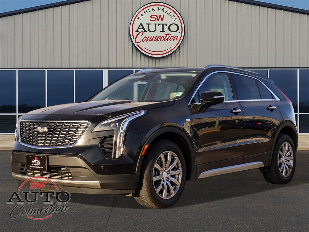 Used 2023 Cadillac XT4 Premium Luxury image 3