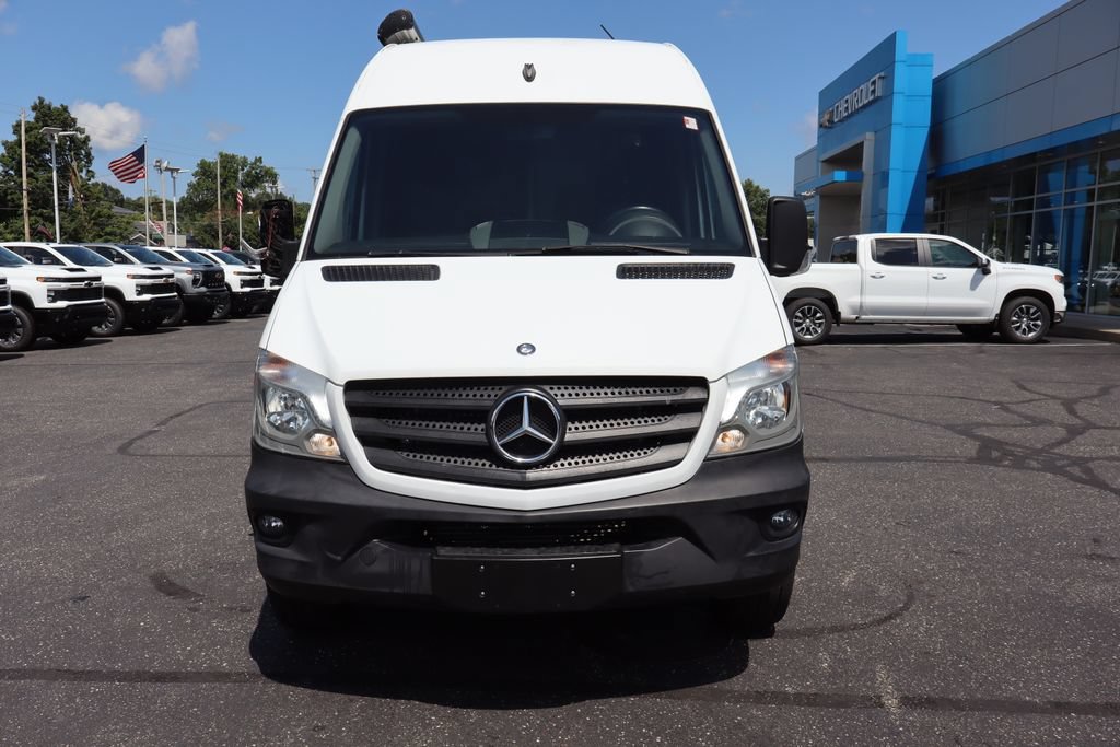 Used 2015 Mercedes-Benz Sprinter 2500 image 38