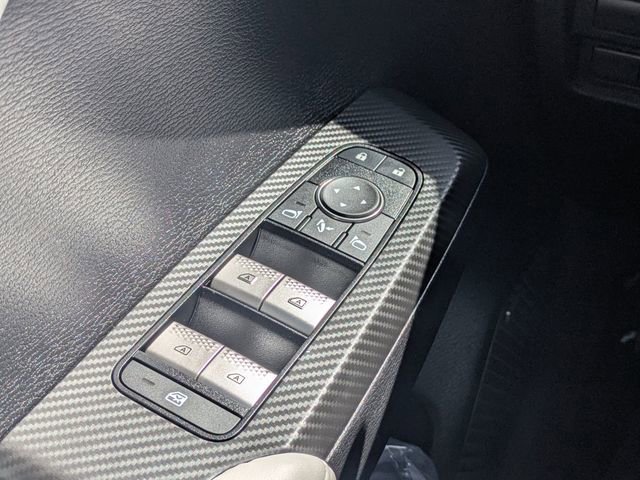 Used 2025 Mitsubishi Outlander SEL image 26