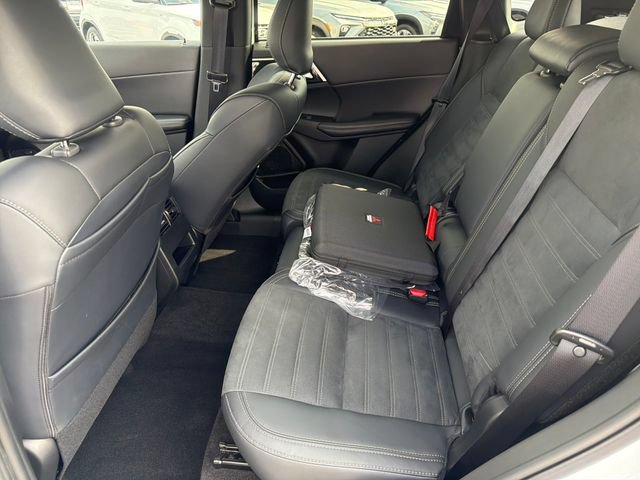 Used 2025 Mitsubishi Outlander SE FWD image 25