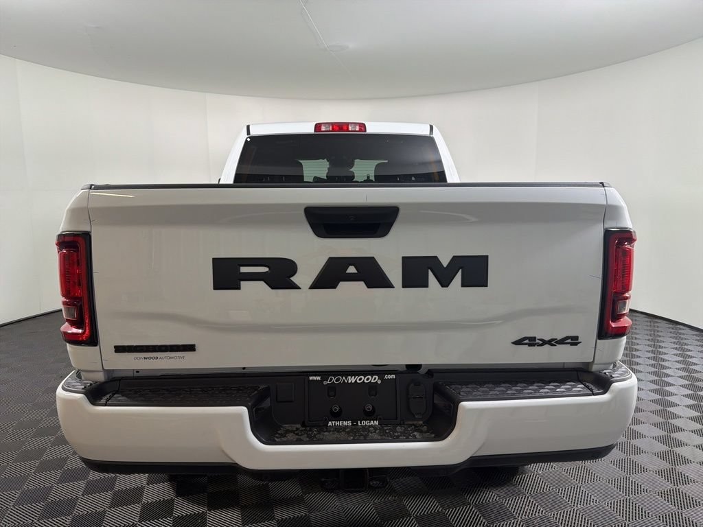 New 2026 RAM 2500 Big Horn AWD/4WD image 16