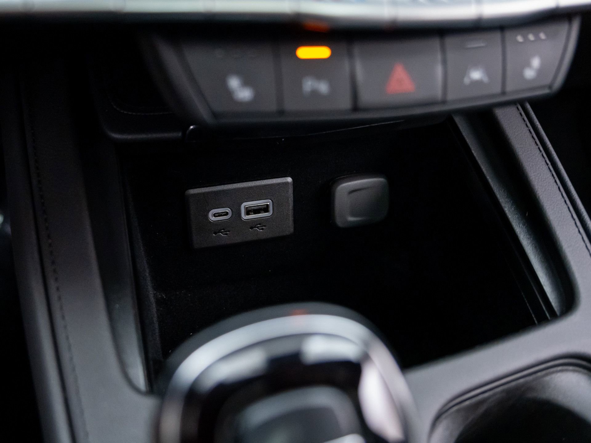 Used 2023 Cadillac XT4 Premium Luxury w/ Technology Package image 25