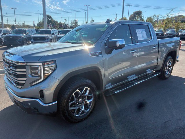 Used 2024 GMC Sierra 1500 SLT w/ SLT Premium Plus Package AWD/4WD image 3
