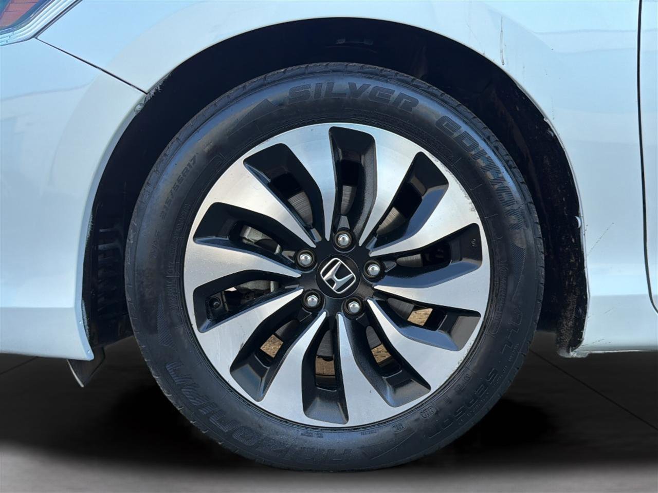 Used 2015 Honda Accord EX-L image 30