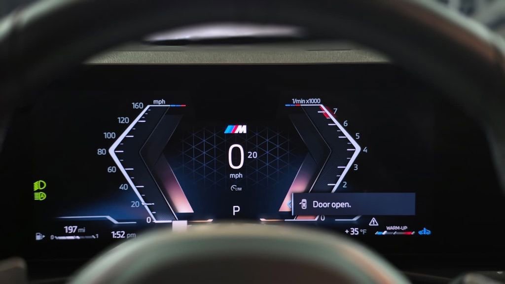 Used 2025 BMW 430i xDrive w/ M Sport Package image 15