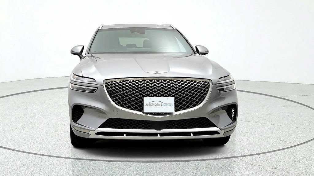 Used 2022 Genesis GV70 2.5T w/ Advanced Package AWD/4WD image 2
