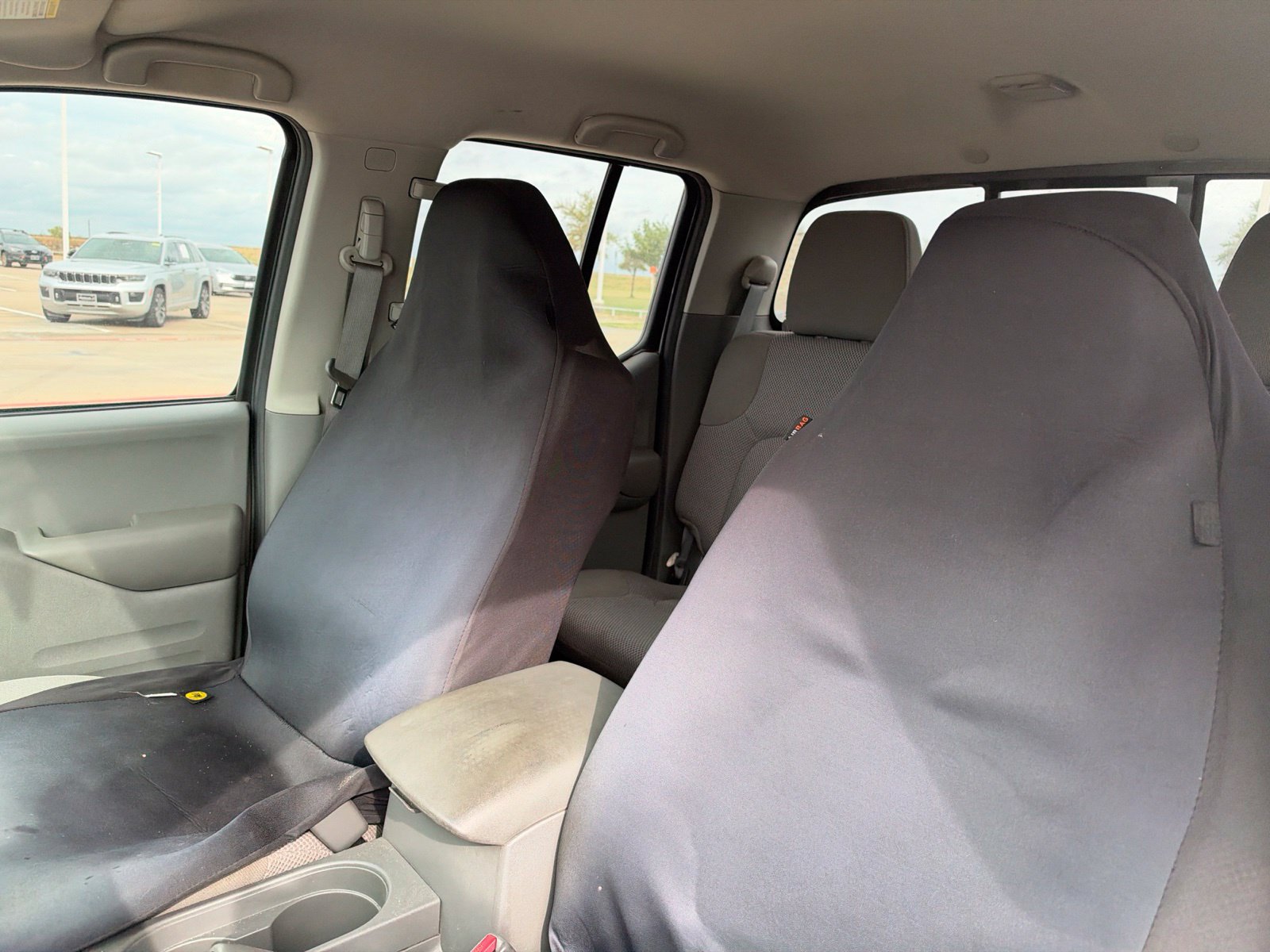 Used 2019 Nissan Frontier SV RWD image 10