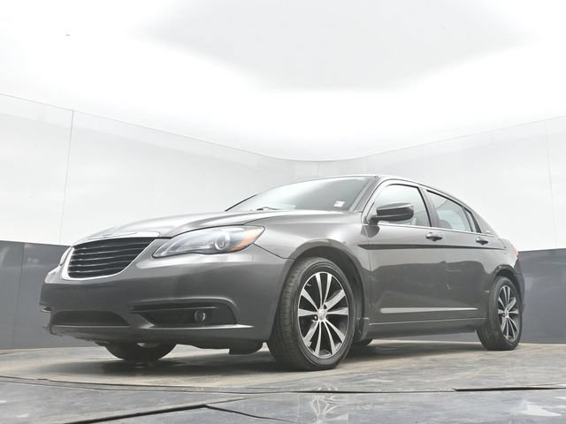 Used 2014 Chrysler 200 Touring w/ 200 S Group FWD image 40