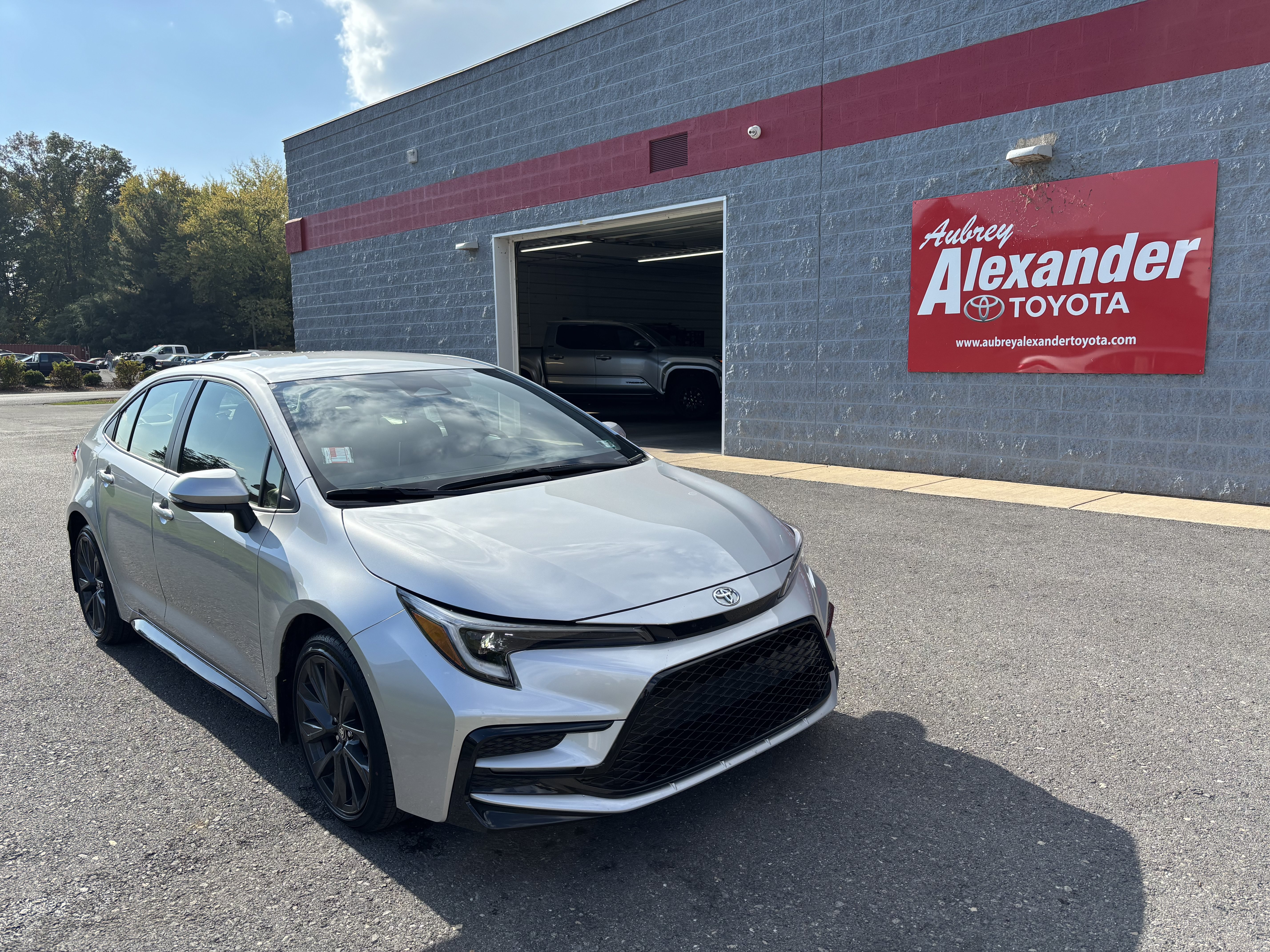 Certified 2026 Toyota Corolla SE w/ SE Premium Package