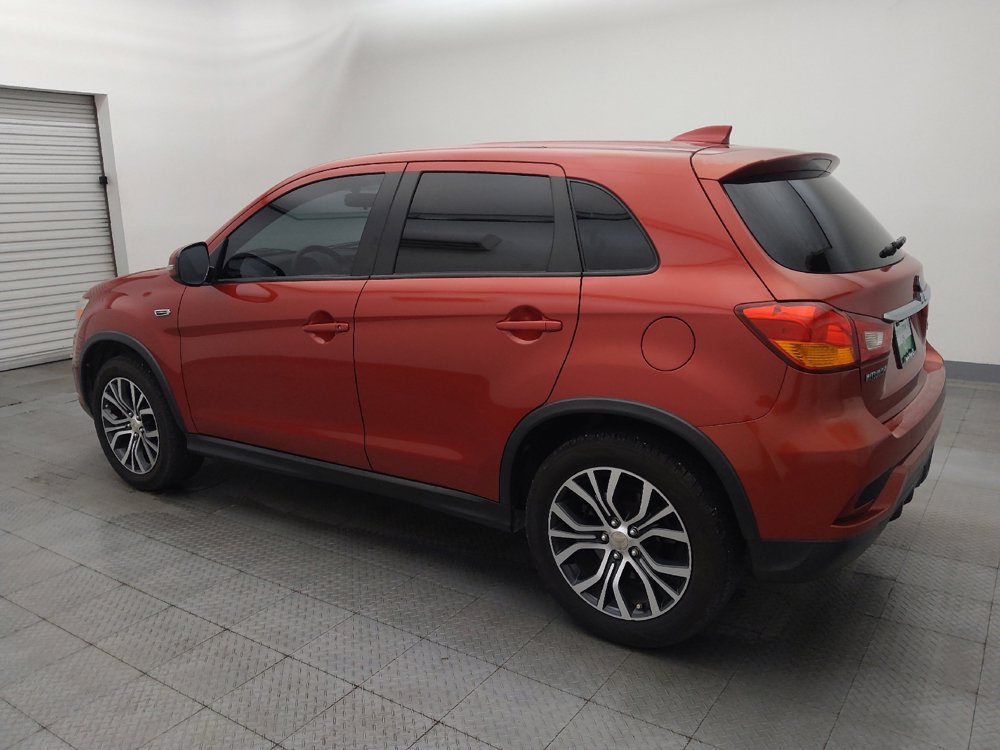 Used 2018 Mitsubishi Outlander Sport ES image 3