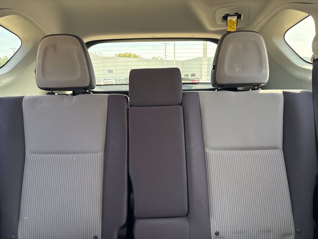 Used 2014 Toyota RAV4 XLE AWD/4WD image 18