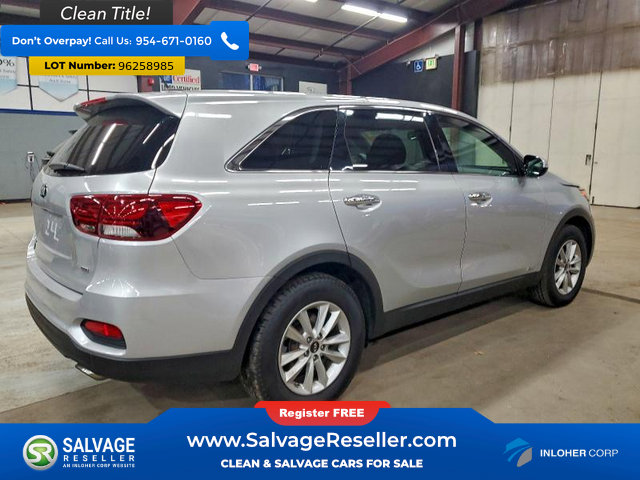 Used 2019 Kia Sorento AWD image 4