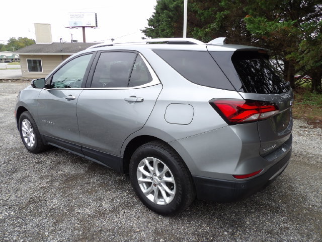 Used 2023 Chevrolet Equinox Premier AWD/4WD image 3