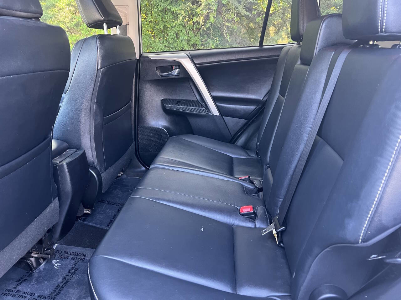 Used 2015 Toyota RAV4 Limited w/ Technology Package image 9