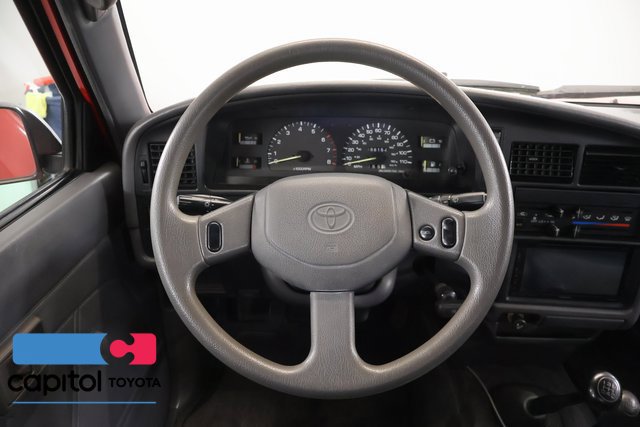 Used 1992 Toyota Pickup Deluxe AWD/4WD image 17