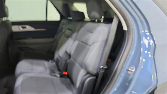 Used 2025 Ford Explorer Active RWD image 23