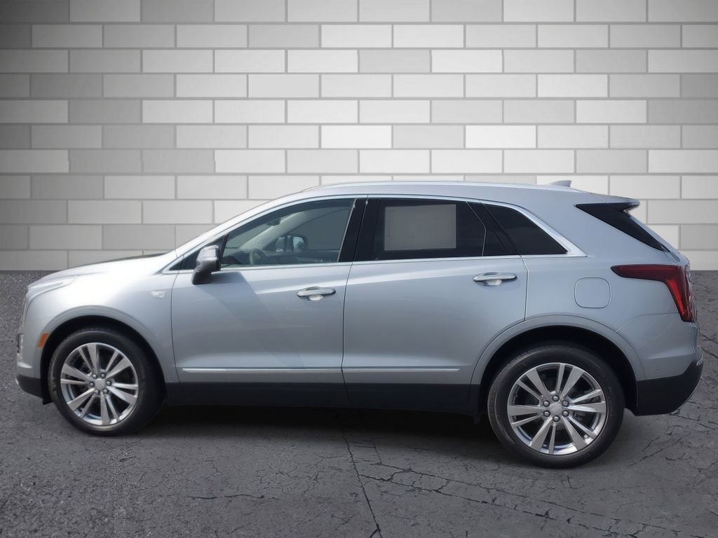 Certified 2023 Cadillac XT5 Premium Luxury w/ Technology Package image 2