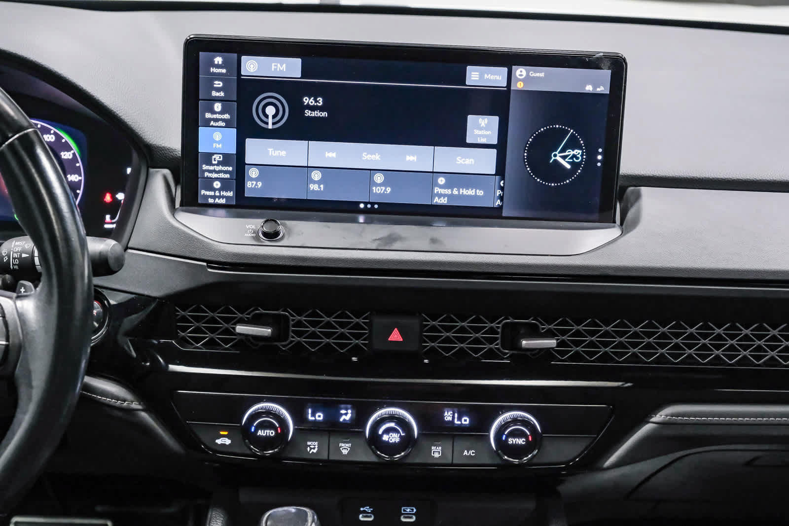 Used 2023 Honda Accord Sport image 15