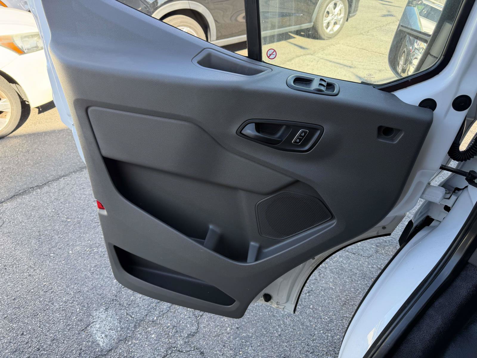 Used 2025 Ford Transit 250 Low Roof w/ Exterior Upgrade Package RWD image 16