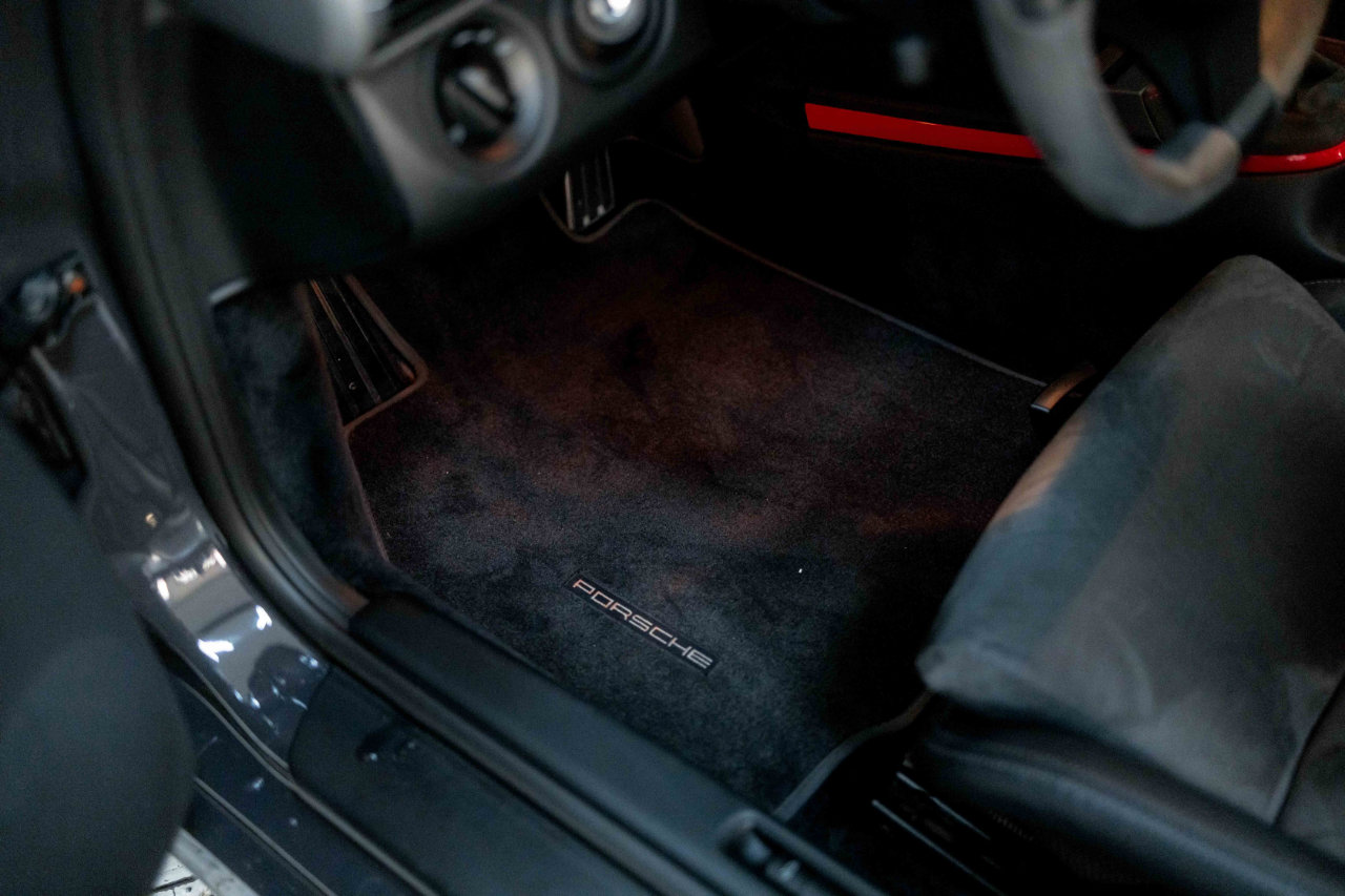 Used 2011 Porsche 911 GT3 RS image 46