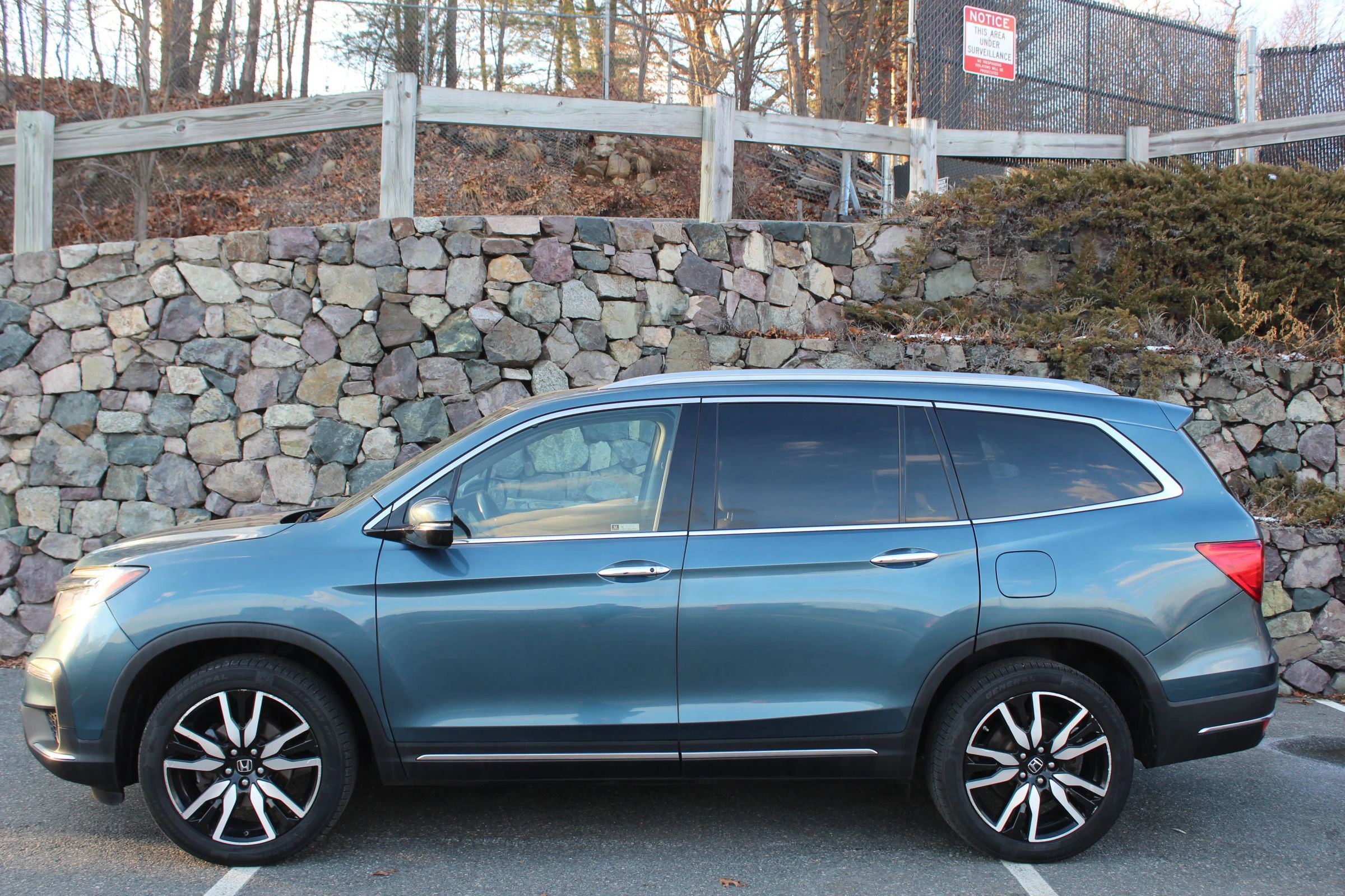 Used 2019 Honda Pilot Elite image 6