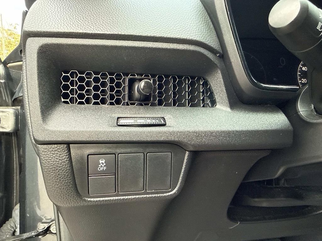 Used 2025 Honda CR-V LX image 32