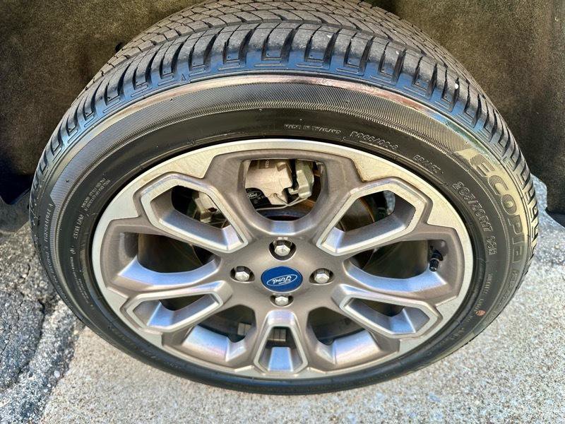 Used 2022 Ford EcoSport Titanium image 32