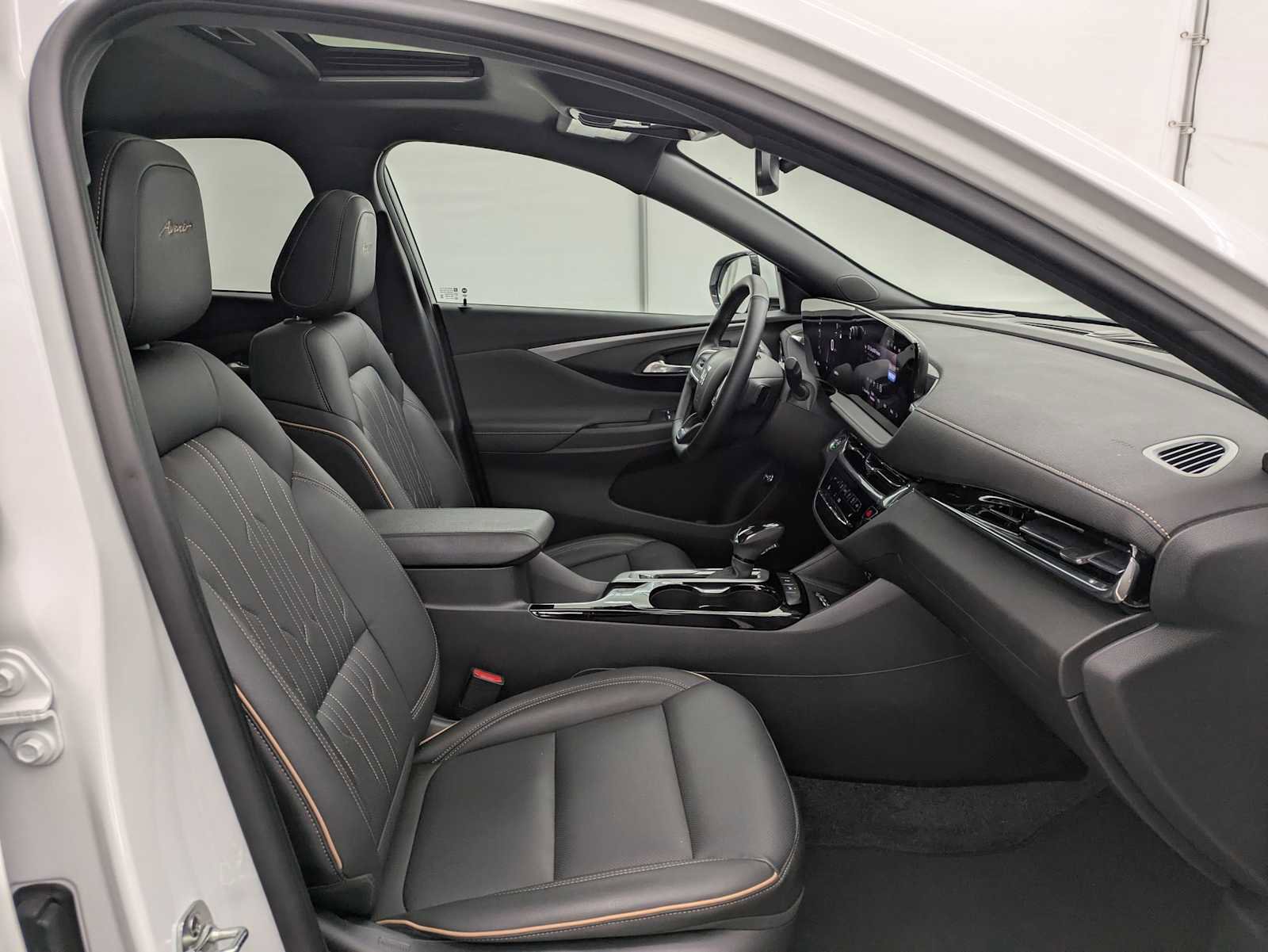 Used 2025 Buick Envista Avenir image 21