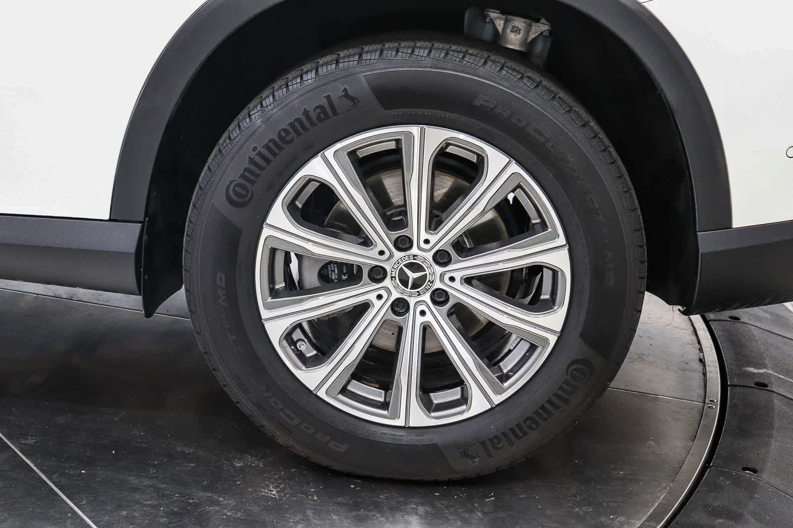 Used 2024 Mercedes-Benz GLC 300 image 10