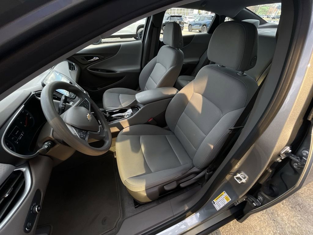 Used 2024 Chevrolet Malibu LS FWD image 18