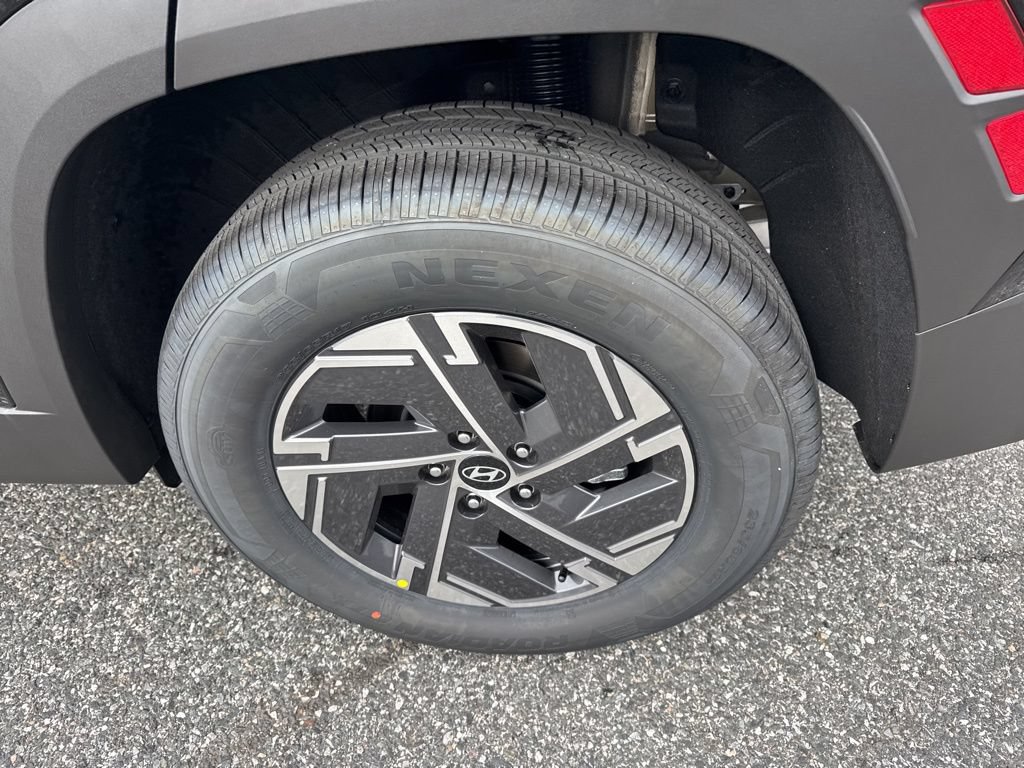 New 2026 Hyundai Tucson Blue SE AWD/4WD image 17