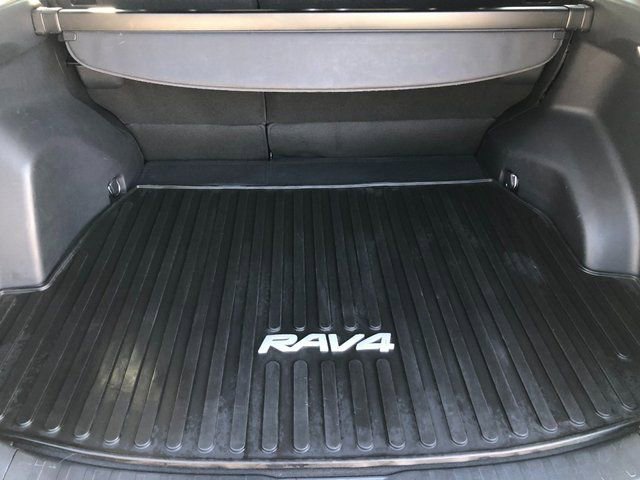 Used 2025 Toyota RAV4 XLE image 25