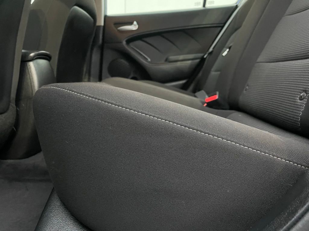 Used 2017 Kia Forte LX image 37
