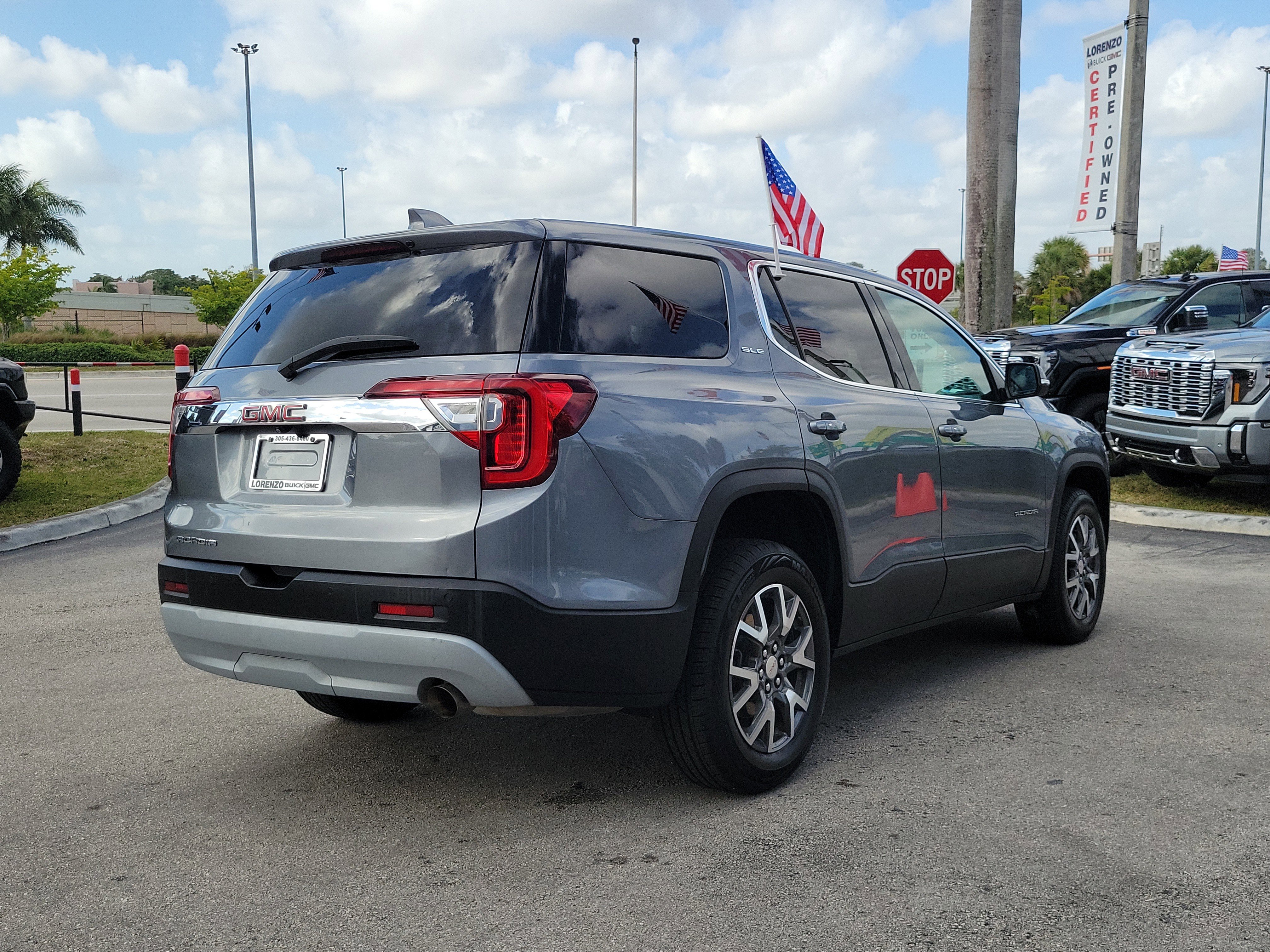 Used 2020 GMC Acadia SLE image 5