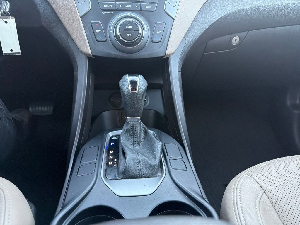 Used 2017 Hyundai Santa Fe Sport image 24