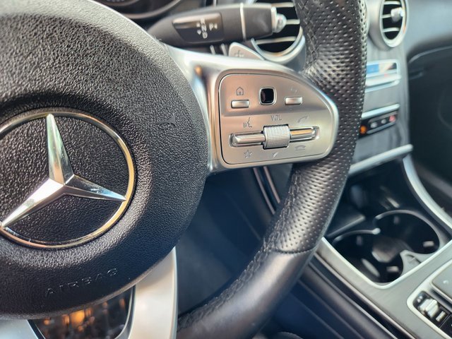 Used 2022 Mercedes-Benz GLC 300 4MATIC image 23