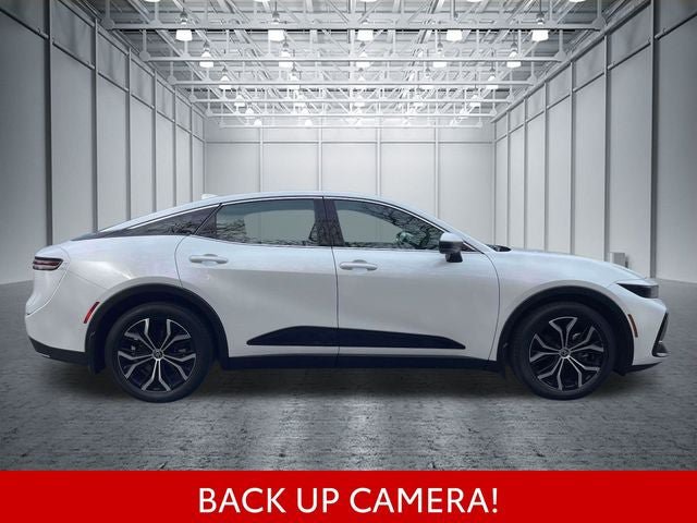 Certified 2023 Toyota Crown AWD/4WD image 5