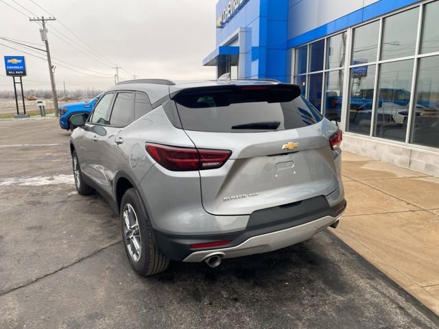 Used 2024 Chevrolet Blazer LT w/ Convenience Package image 3