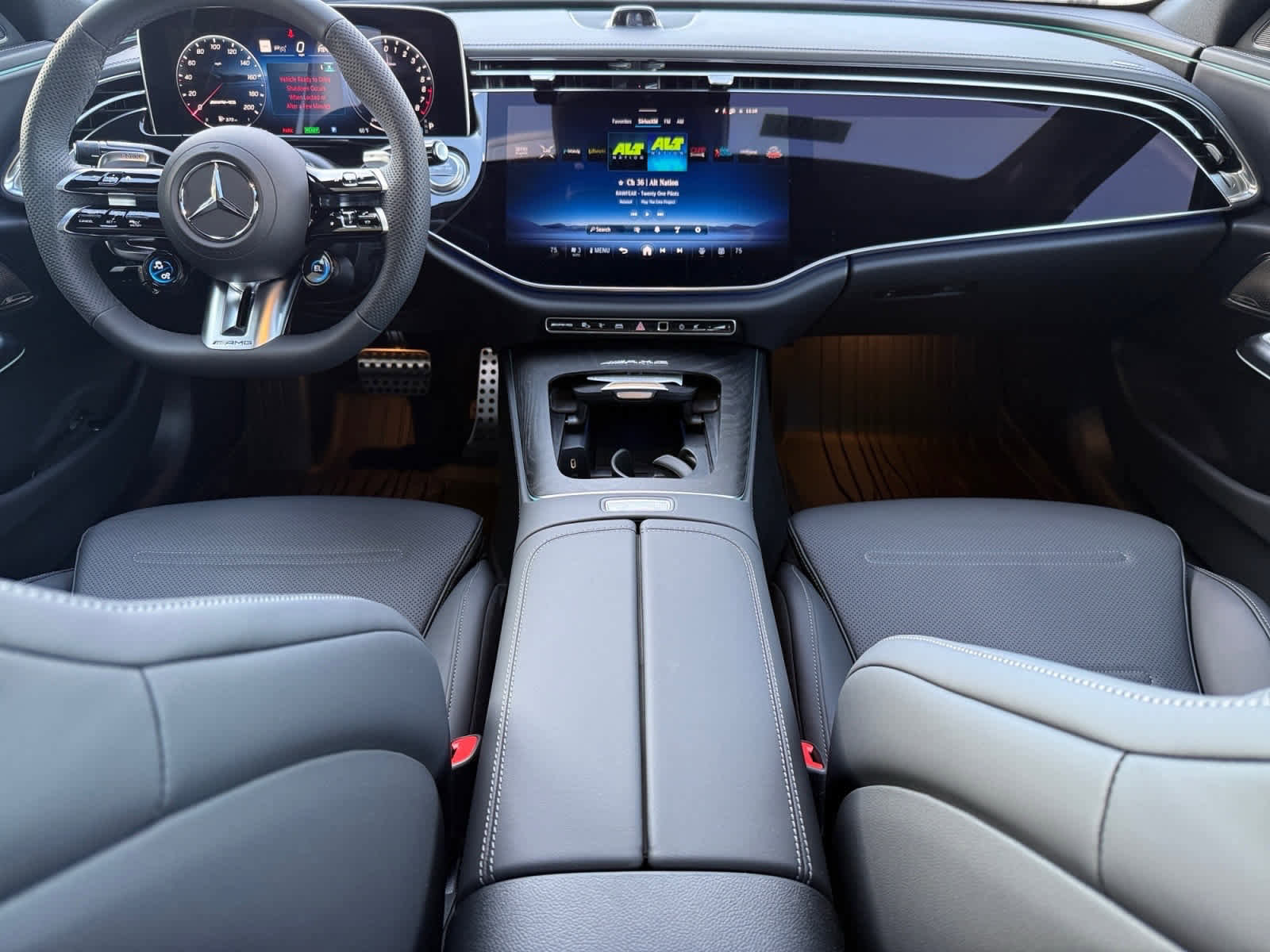 New 2026 Mercedes-Benz E 53 AMG e 4MATIC Sedan image 13