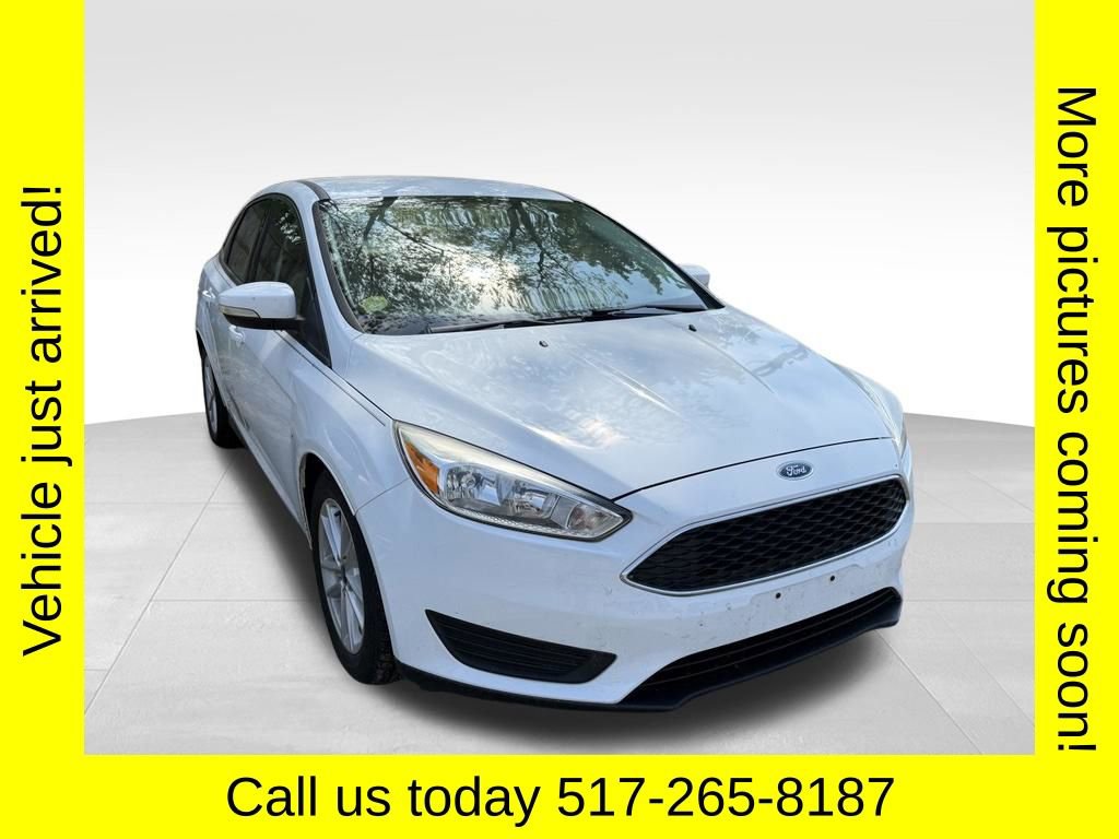 Used 2017 Ford Focus SE FWD image 1