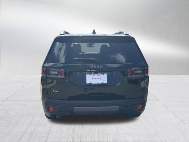 New 2026 Jeep Cherokee Laredo image 6