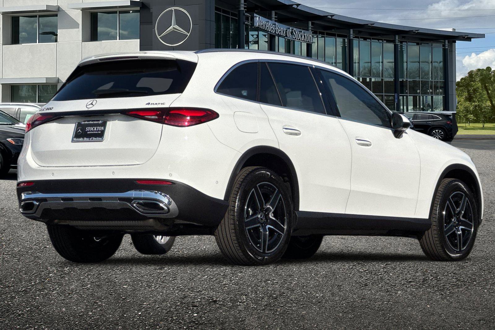 New 2026 Mercedes-Benz GLC 300 300 image 4