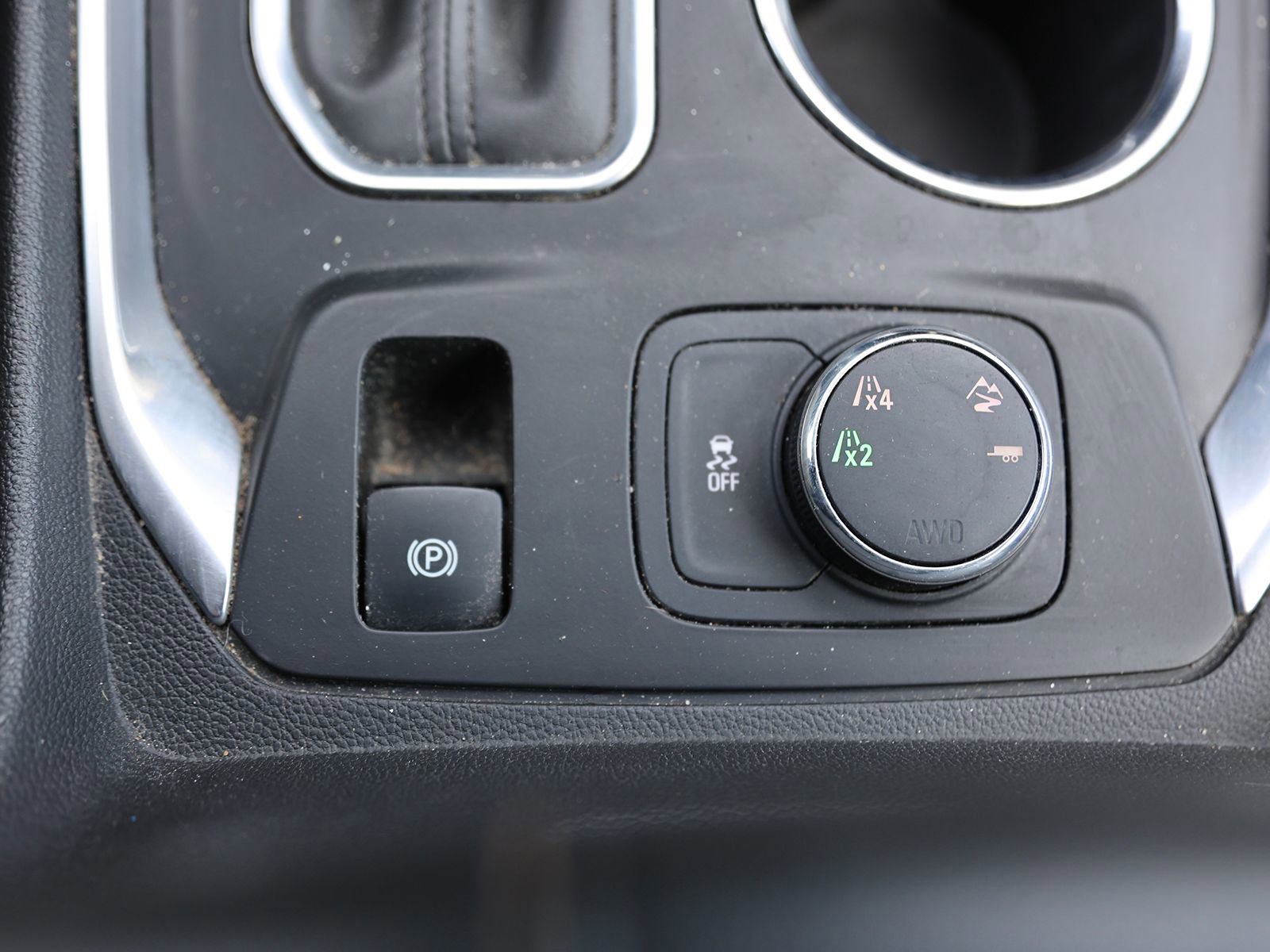 Used 2019 Chevrolet Traverse RS w/ LPO, Floor Liner Package AWD/4WD image 37