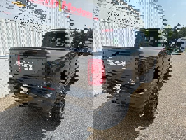 New 2025 RAM 2500 Laramie image 8