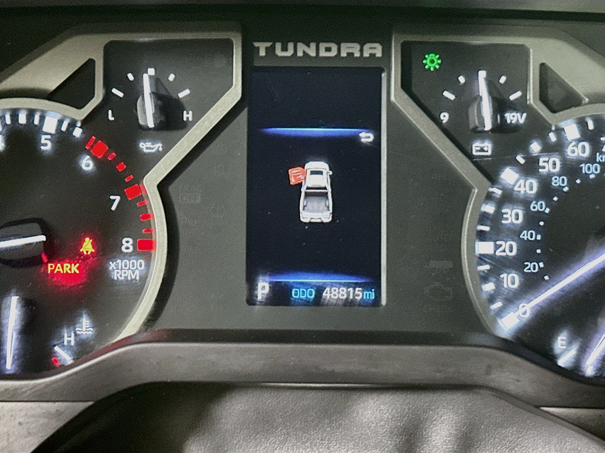 Used 2025 Toyota Tundra SR5 w/ SR5 Premium Package AWD/4WD image 19
