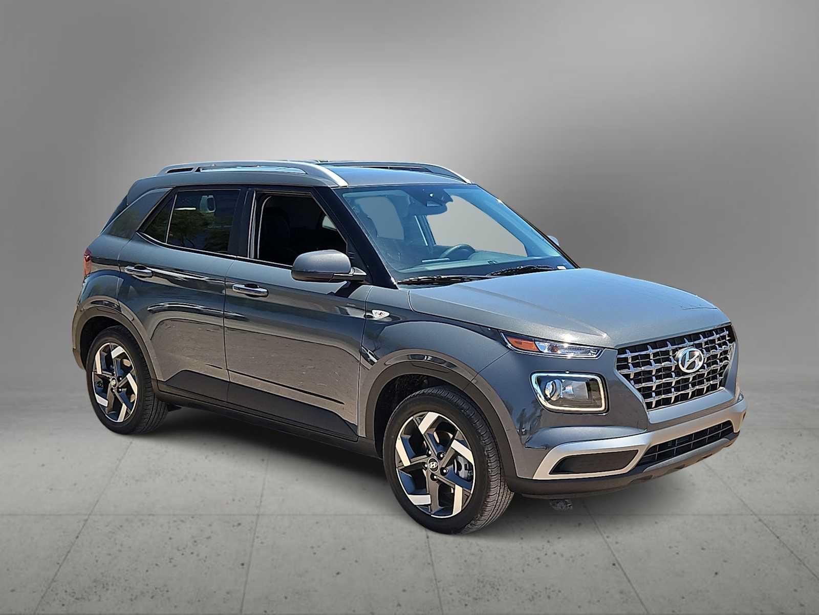 Certified 2026 Hyundai Venue SEL FWD image 2