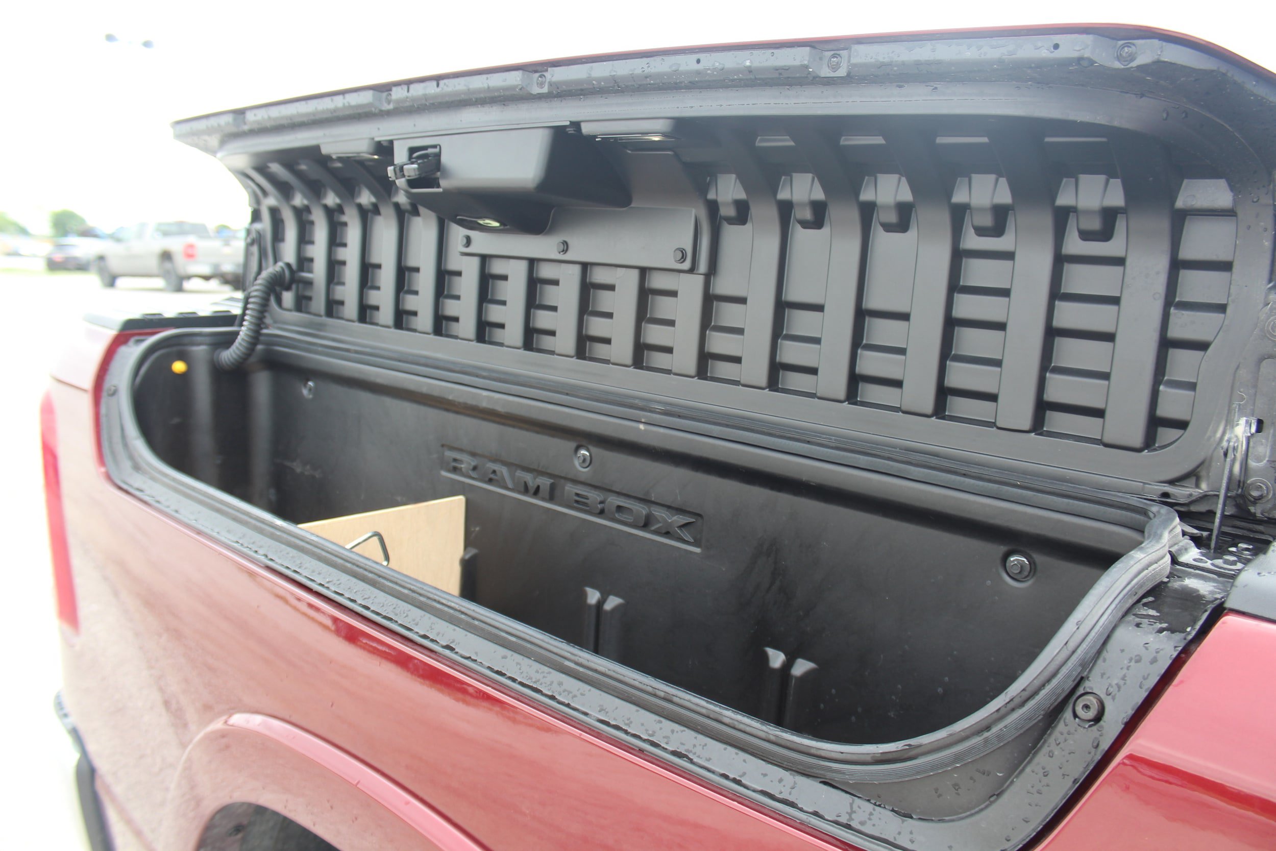 Used 2025 RAM 1500 Limited AWD/4WD image 24