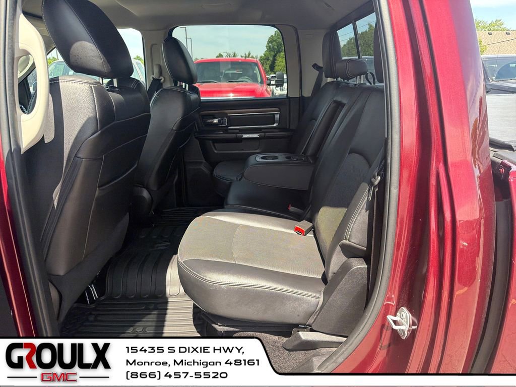 Used 2016 RAM 1500 Laramie w/ Convenience Group AWD/4WD image 24