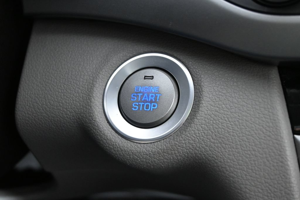 Used 2018 Hyundai Elantra Value Edition FWD image 30
