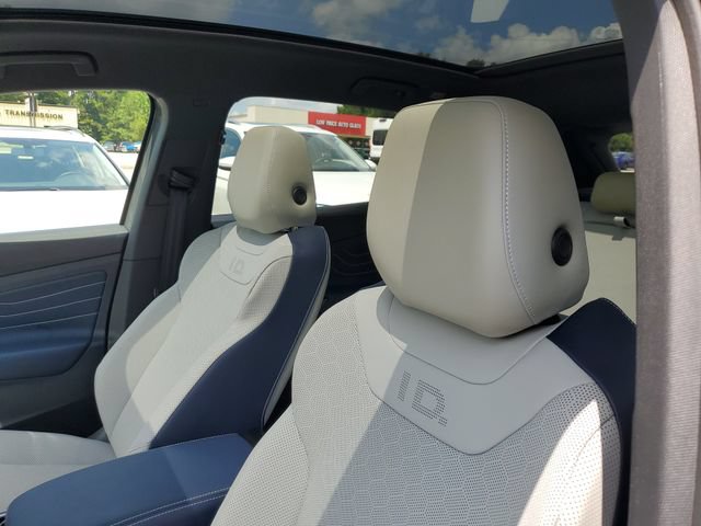 Certified 2025 Volkswagen ID.4 Pro S AWD/4WD image 22